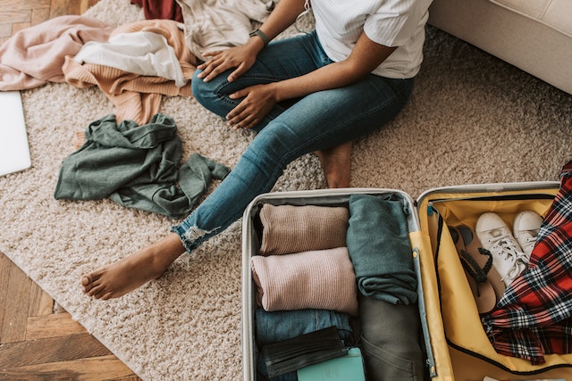 5 Tips for Packing Your Clothing When Moving